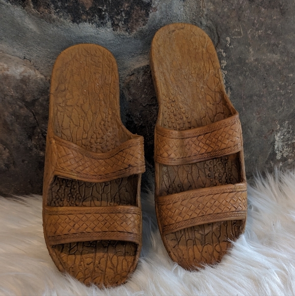 Pali Hawaii Faux Snake Skin Pattern Slip On Mustard Sandal Size 9 - Picture 2 of 8